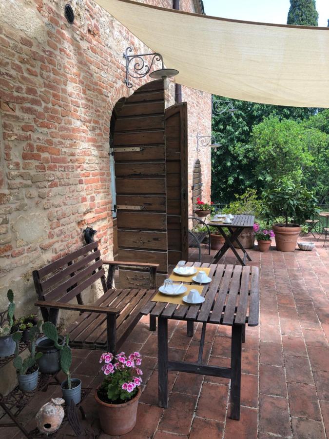 Al Giardino Degli Etruschi Guest House Chiusi Exterior foto