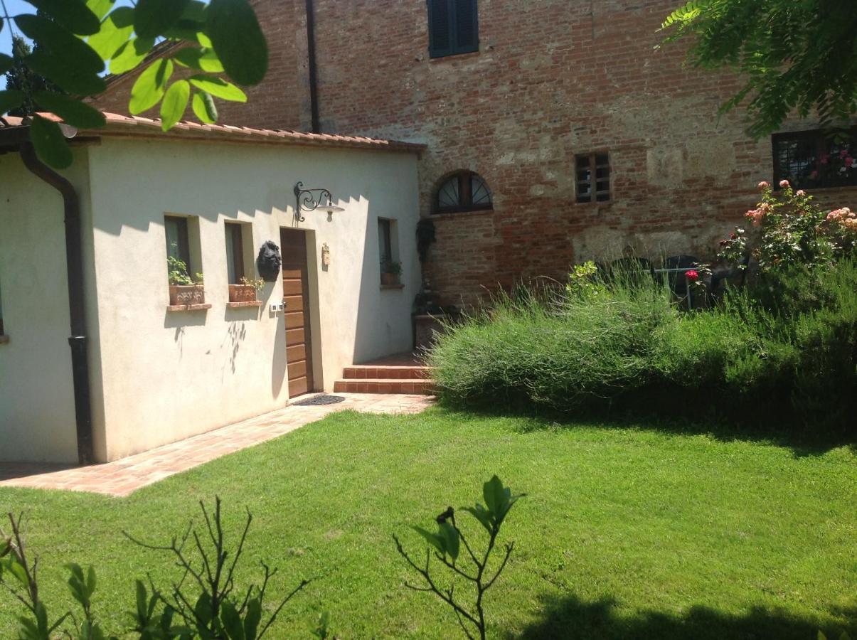 Al Giardino Degli Etruschi Guest House Chiusi Exterior foto