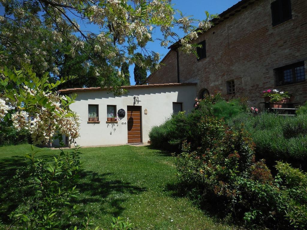 Al Giardino Degli Etruschi Guest House Chiusi Exterior foto